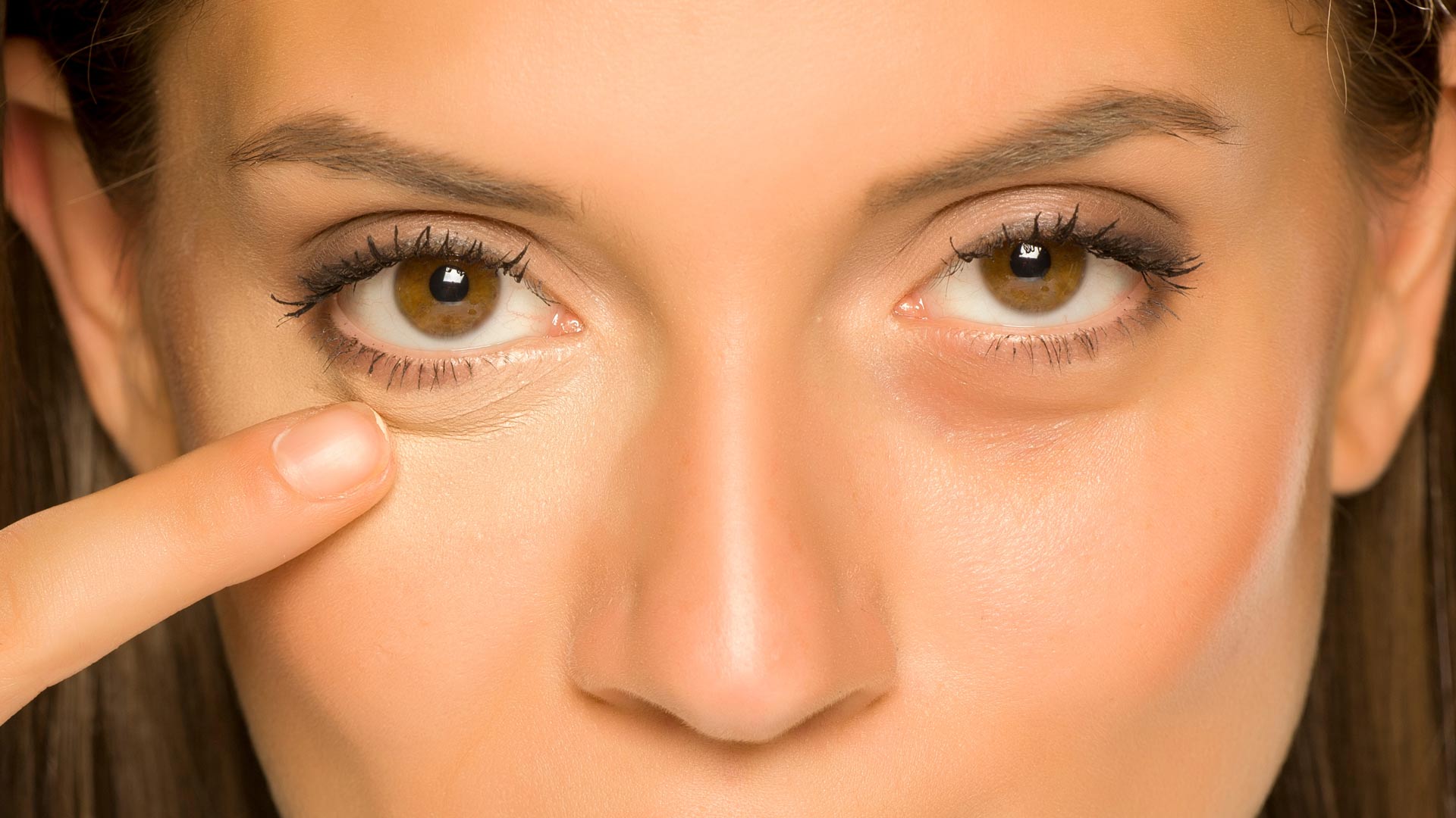 Amazin U - Under Eye Dark Circles & Hollowing