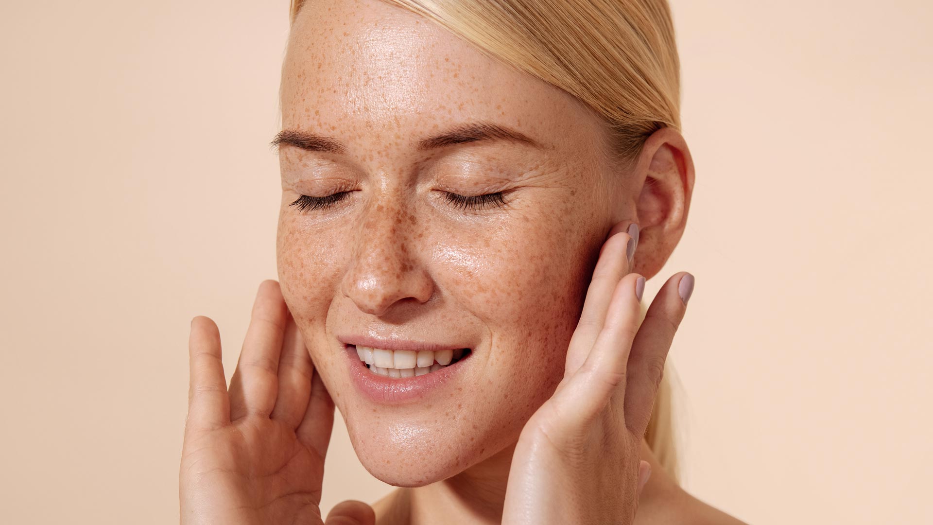 Amazin U - Undefined Jawline