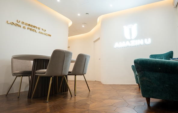 Amazin U - Waiting Room