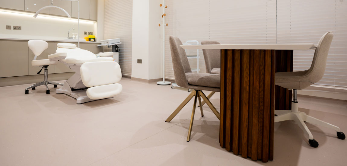 Amazin U - Consultation & Treatment Room